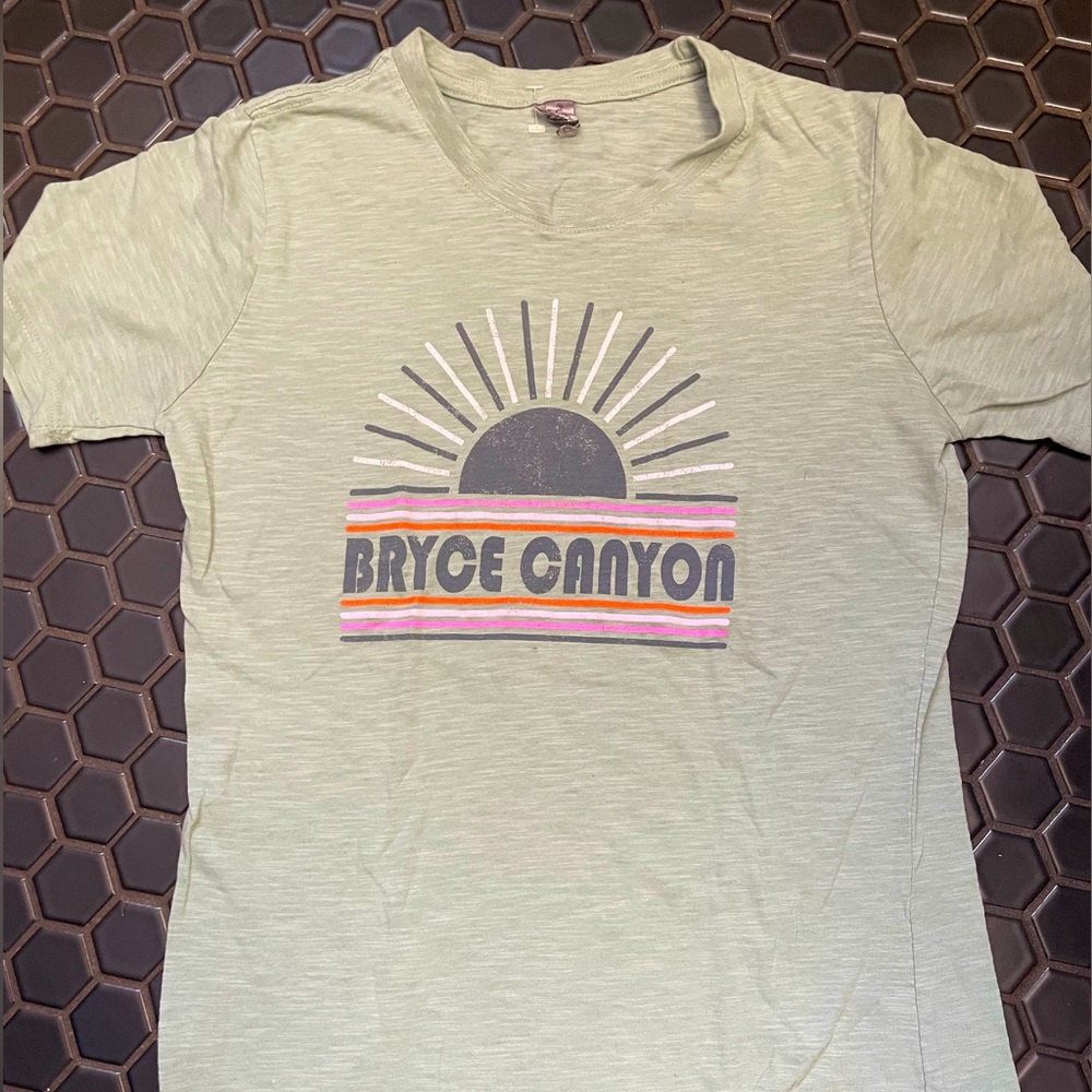 Bryce Canyon women’s t shirt
